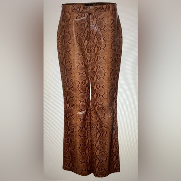 Nili Lotan snake print lambskin leather pants, size 2 worn twice mint condition - Picture 2 of 5